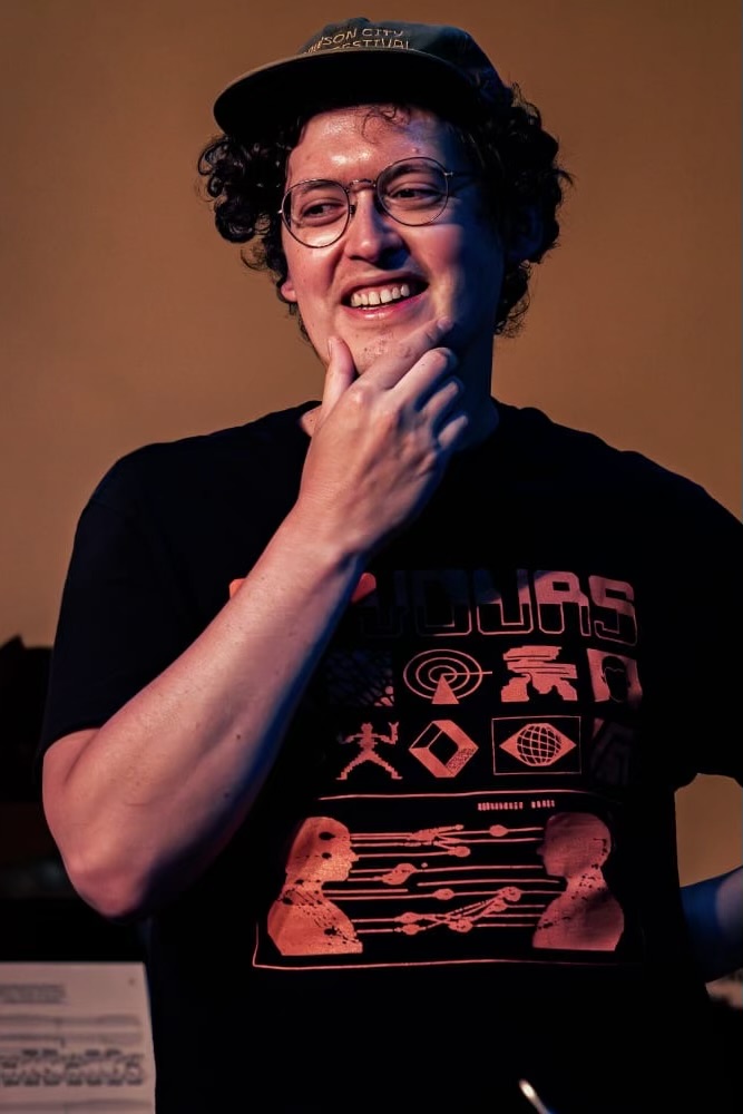 CHRIS PRUDEN WEBSITE HEADSHOT